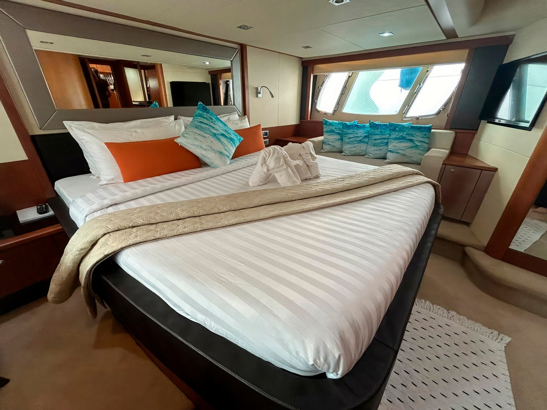 Аренда моторной яхты Sunseeker Manhattan 60 Sea Scape на Пхукете, Таиланд
